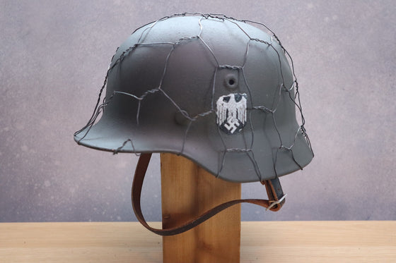 WW2 German M40 Single Decal Heer Helmet With Normandy Chicken Wire 57CM Liner. #1