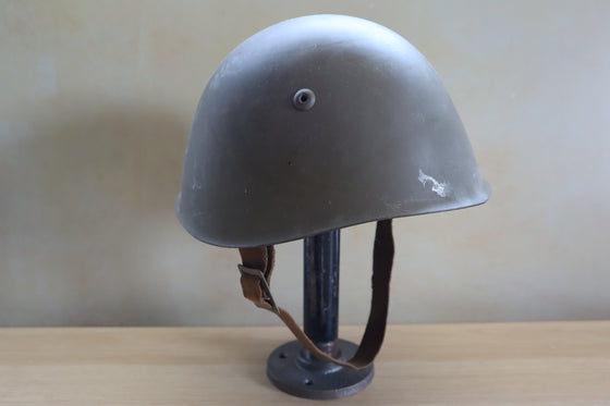 Italian M33 Post-War Helmet- Used, Size 58Cm Liner