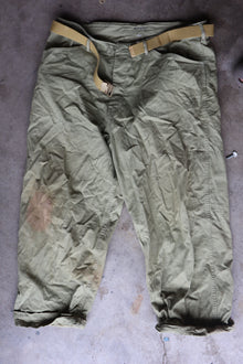  WW2 USMC P41 Trousers, Size 44" Waist with USMC belt.