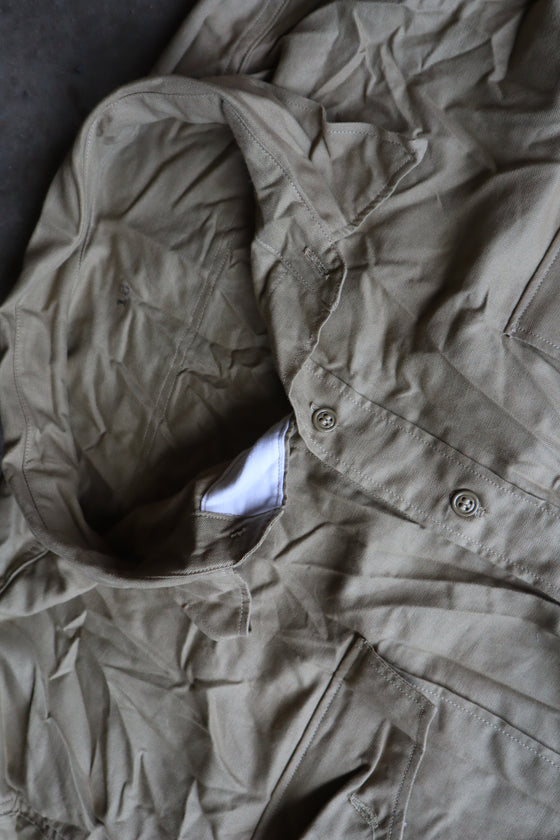 WW2 USMC Summer Service Shirt, Size 52" Chest.