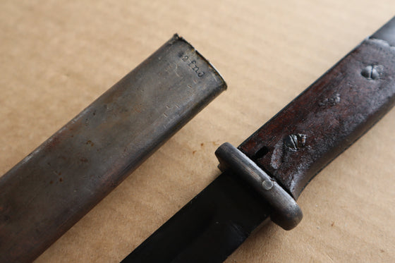WW2 German S84/98 Kar98k Bayonet. Early Wood Grips.