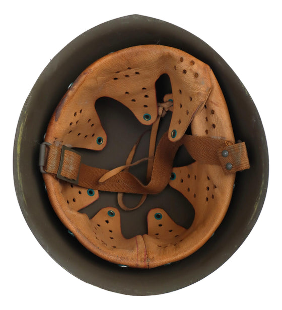 Italian M33 Helmet, Size 58.