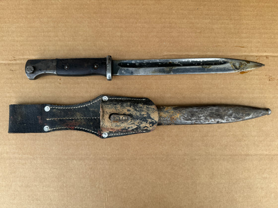 WW2 German S84/98 Bayonet with Scabbard and Reproduction Frog (Artur)