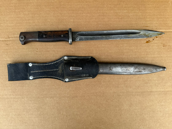 WW2 German S84/98 Bayonet with Scabbard and Reproduction Frog #3