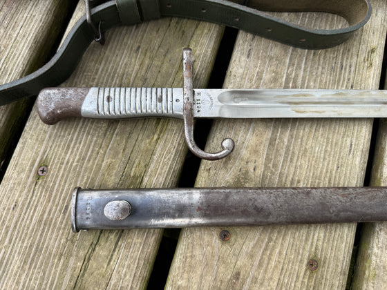 Argentine 1891 Mauser WITH Crest and Bayonet