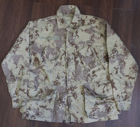 Canadian CADPAT Desert Lightweight Field Jacket- Used- Size Large-Regular