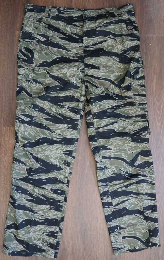 Vietnam Tiger Stripe Camo Uniform- Reproduction.
