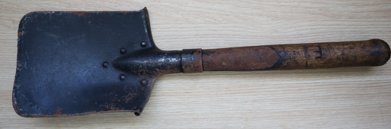 WW1 Imperial Russian Entrenching Tool. 1915 Dated. RARE