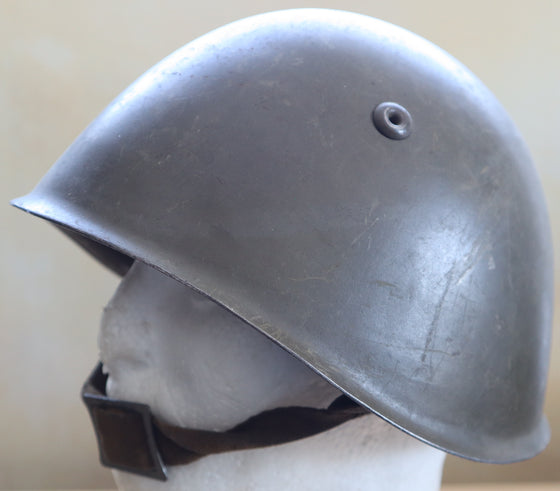 Italian M33 Steel Helmet- Used- Size 58CM