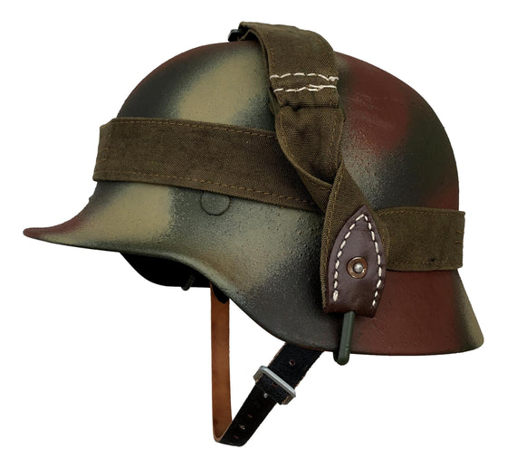 WW2 German M40 "Holland" Rough Texture Camo Helmet W/Breadbag Strap. Size 57CM